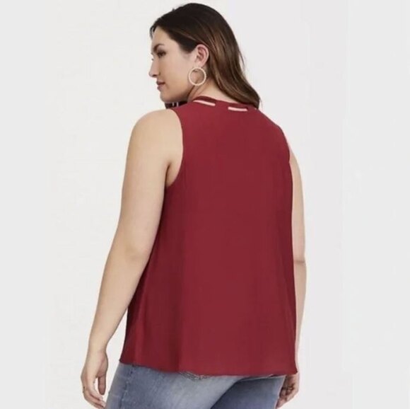 Torrid Cut Out Burgundy Red Tie Neck Crepe Sleeveless Tank Top Blouse Size 4X - Picture 4 of 13